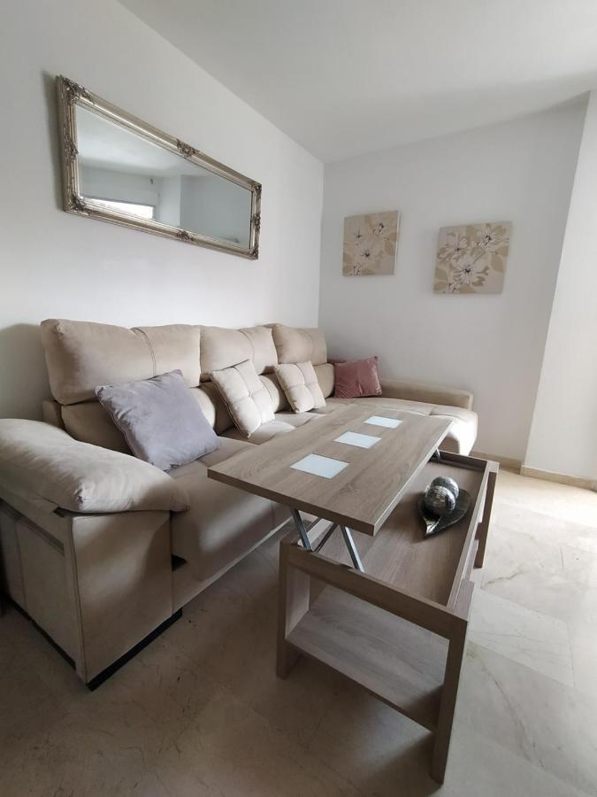 Lovely Apartment In Torremolinos Views Of The Sea, Pool, Terrace, Sofa Bed And Fully Equipped Kitchen 外观 照片