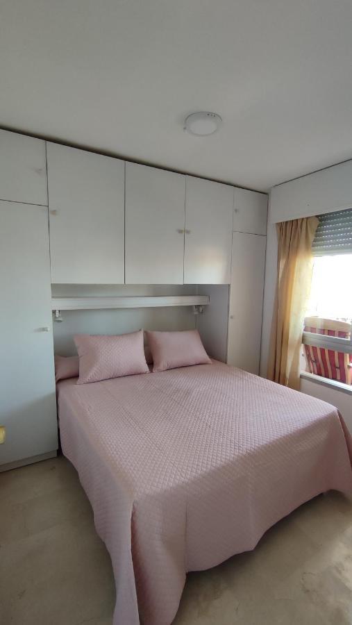 Lovely Apartment In Torremolinos Views Of The Sea, Pool, Terrace, Sofa Bed And Fully Equipped Kitchen 外观 照片