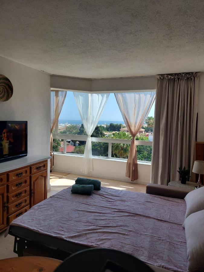 Lovely Apartment In Torremolinos Views Of The Sea, Pool, Terrace, Sofa Bed And Fully Equipped Kitchen 外观 照片