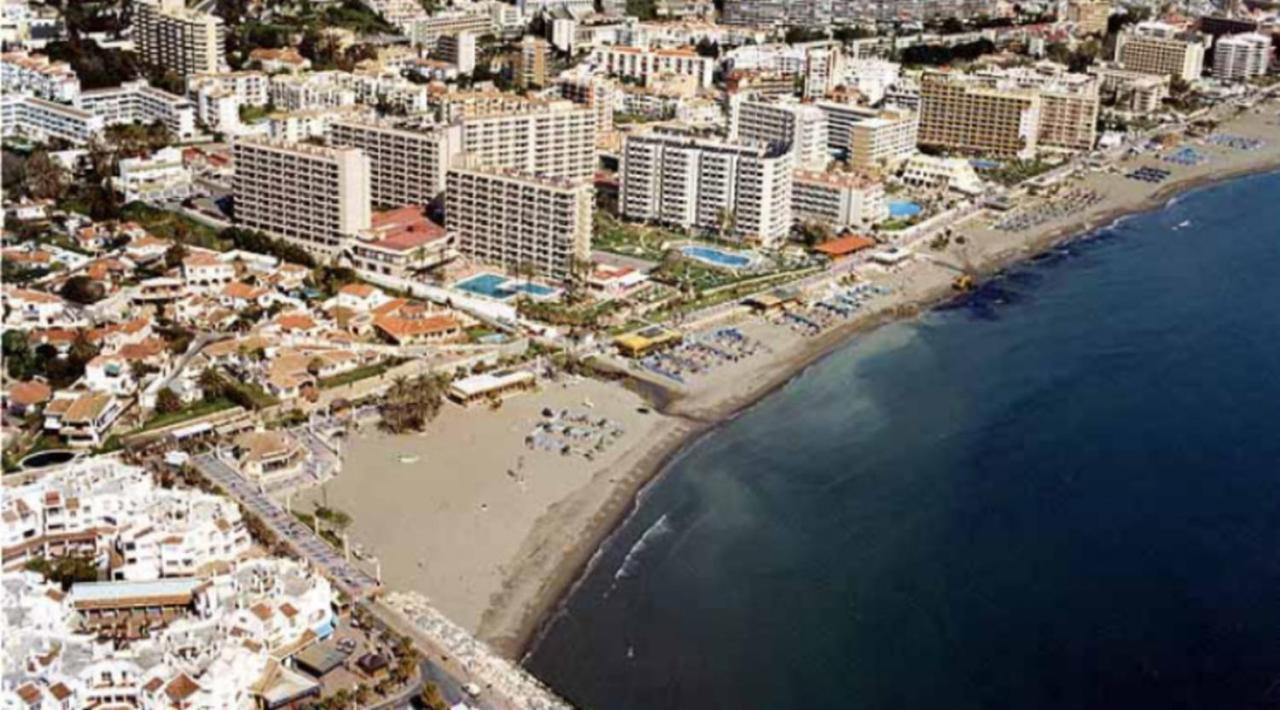 Lovely Apartment In Torremolinos Views Of The Sea, Pool, Terrace, Sofa Bed And Fully Equipped Kitchen 外观 照片